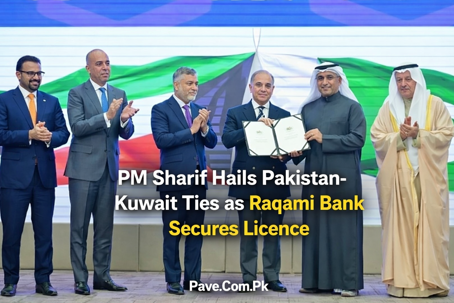 PM Sharif Hails Pakistan Kuwait Ties as Raqami Bank Secures Licence